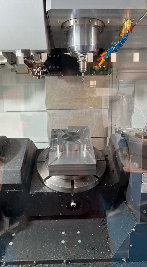 Quarto e Quinto Eixos